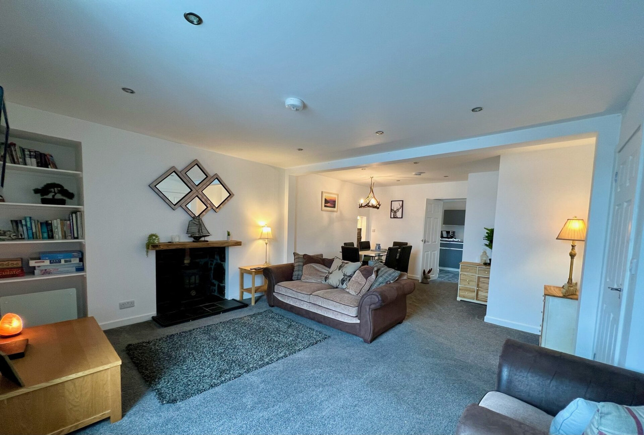Cosy living room with fireplace
