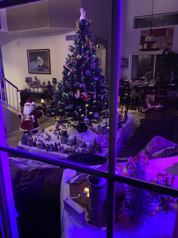 8DD30699-D5E3-428C-BA51-A8C549948E2E