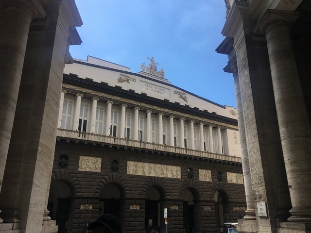 Nápoles Via Toledo y Quartieri Spagnoli - Nápoles y algo más y algo menos. Agosto 2022 (16)