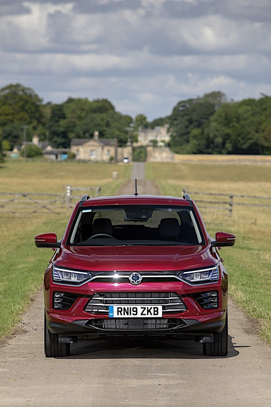 2020 SsangYong Korando  (12)