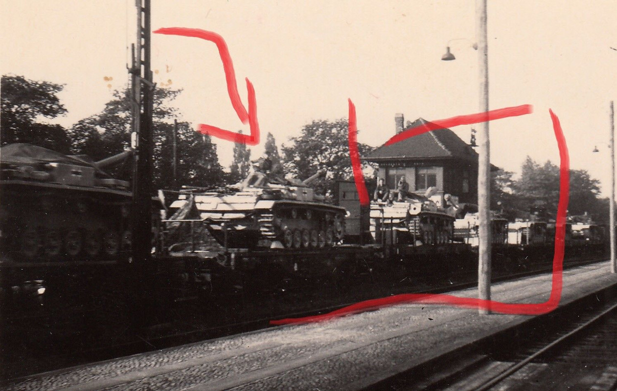 Foto Soldat Panzer Tank Stug Langrohr Sturmgeschütz