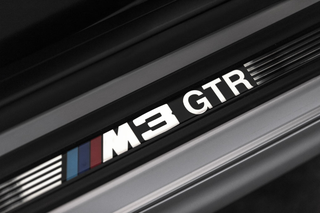 logo m3 gtr