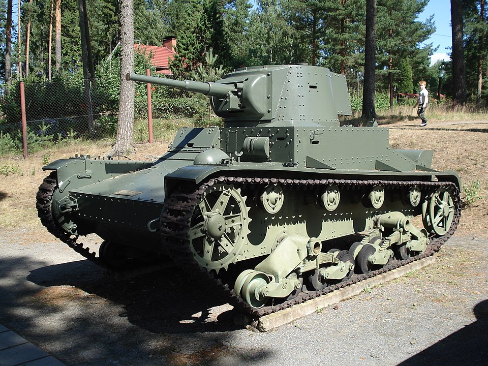 Tanque británico Vickers 6-ton
