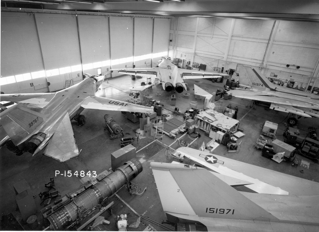 grum 372 C, Pl. 7, F111A