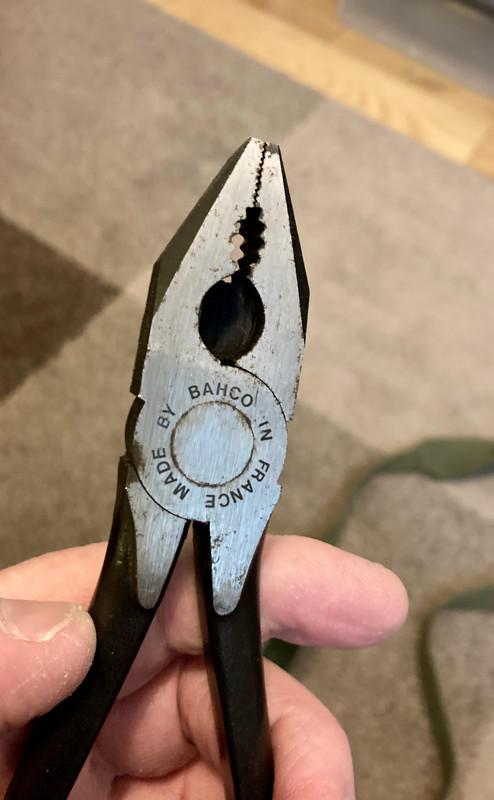 405FF6C2-9B99-4848-B9E2-0ADEDB3C8D1E