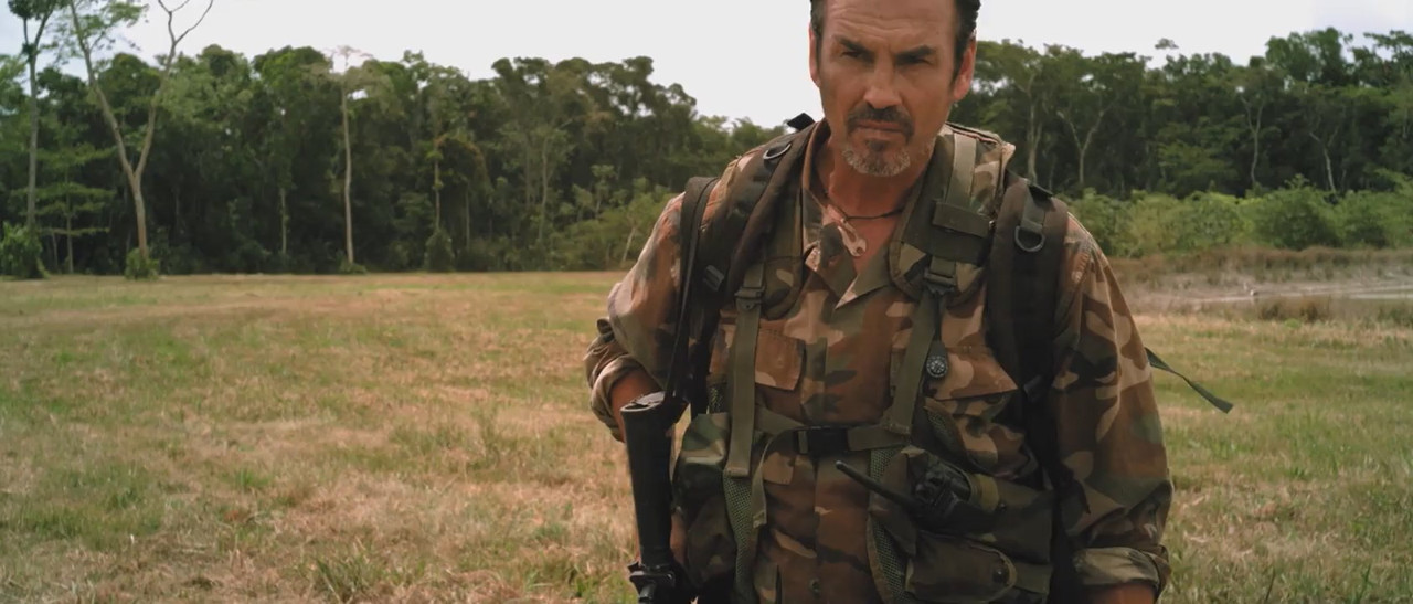 Jurassic Attack 2013 WebRip [Hindi + Tamil + Telugu + English] 480p, 720p ESub Screenshot