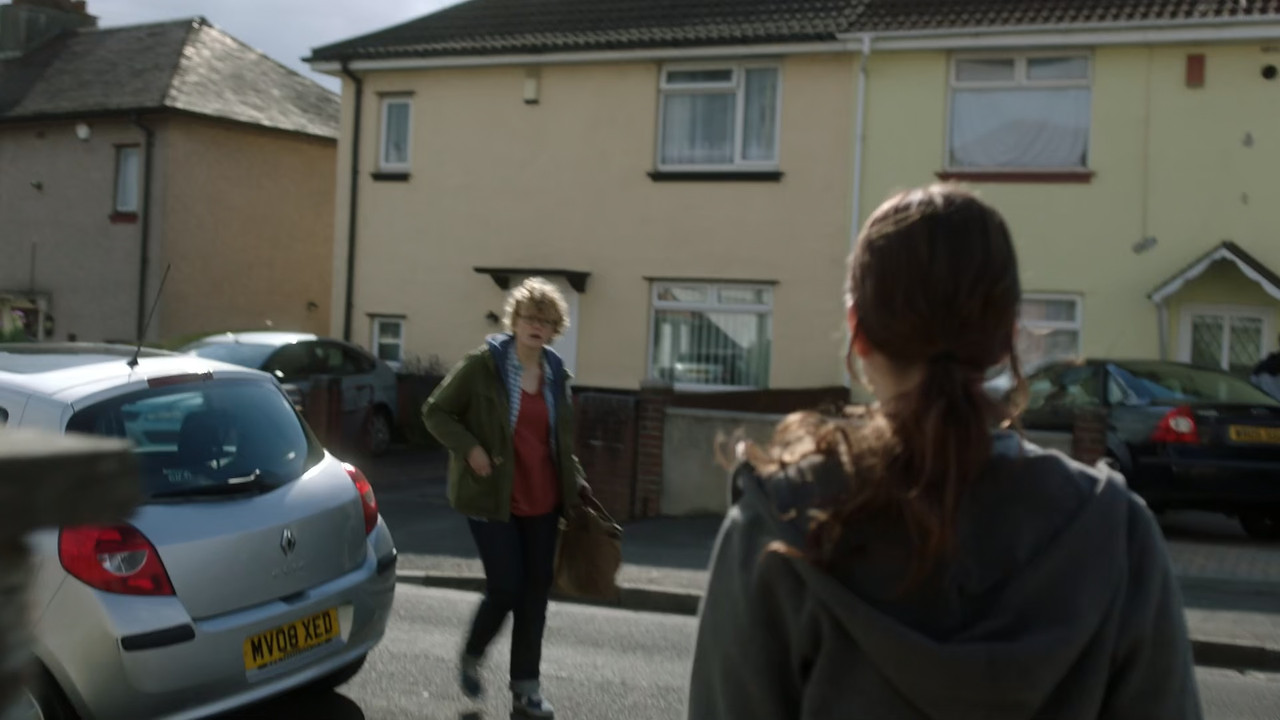 Three.Girls.S01E01.1080p.WEB-DL.2Ch.x265-DAWN_0h51m00.000s