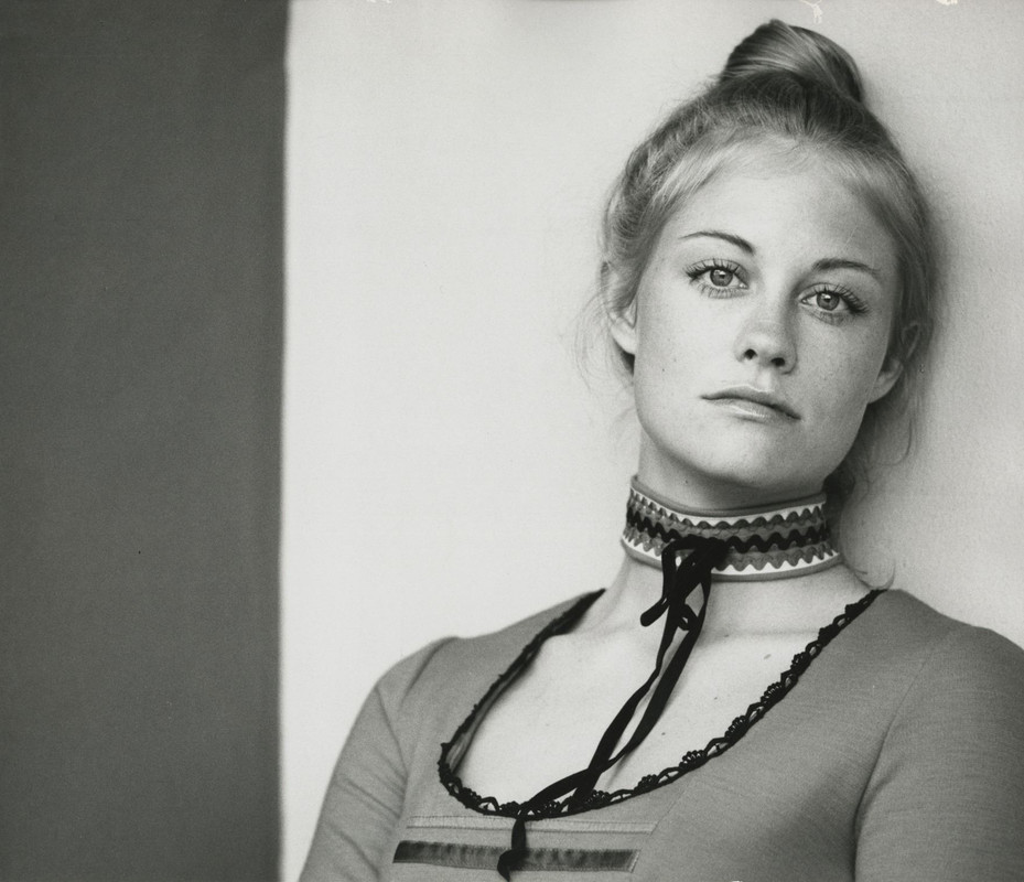 CybillShepherd_c09