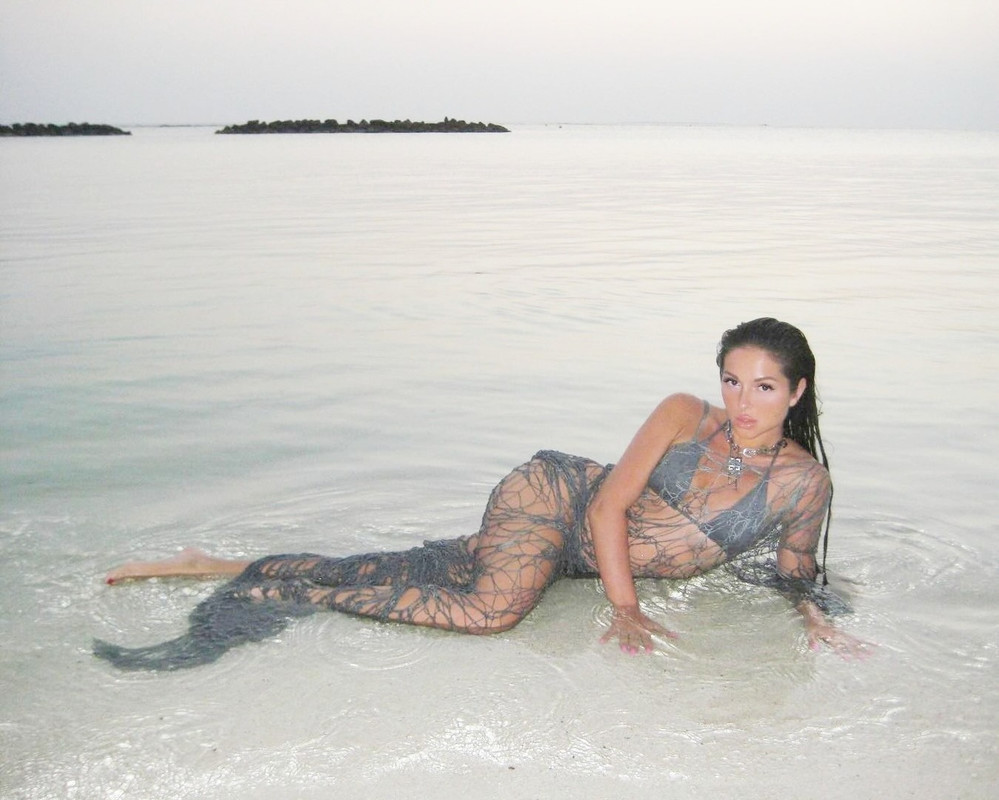 imgonline-com-ua-Rotate-360-RCv1X7dpYnxLVdKX