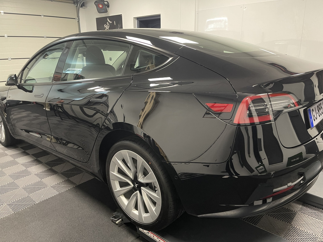 19549686-C4AF-4891-B01A-44AA4FB004EF