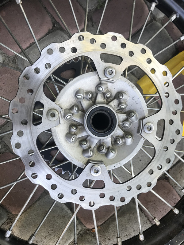 5E45E58C-AAB6-485B-B21D-FF0CBDF9AE32