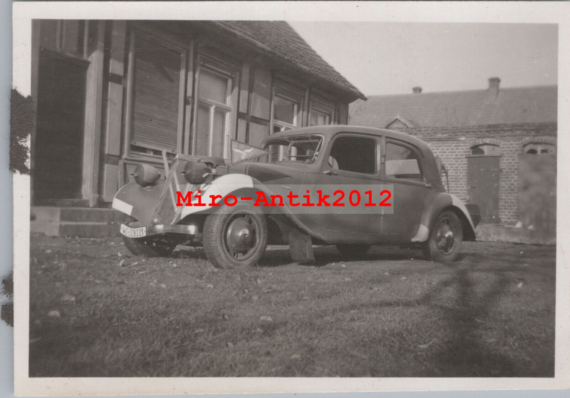 Foto, II.JG3 Udet Beute Citroen mit Maling, Berneuil, Frankreich, 01 (3)