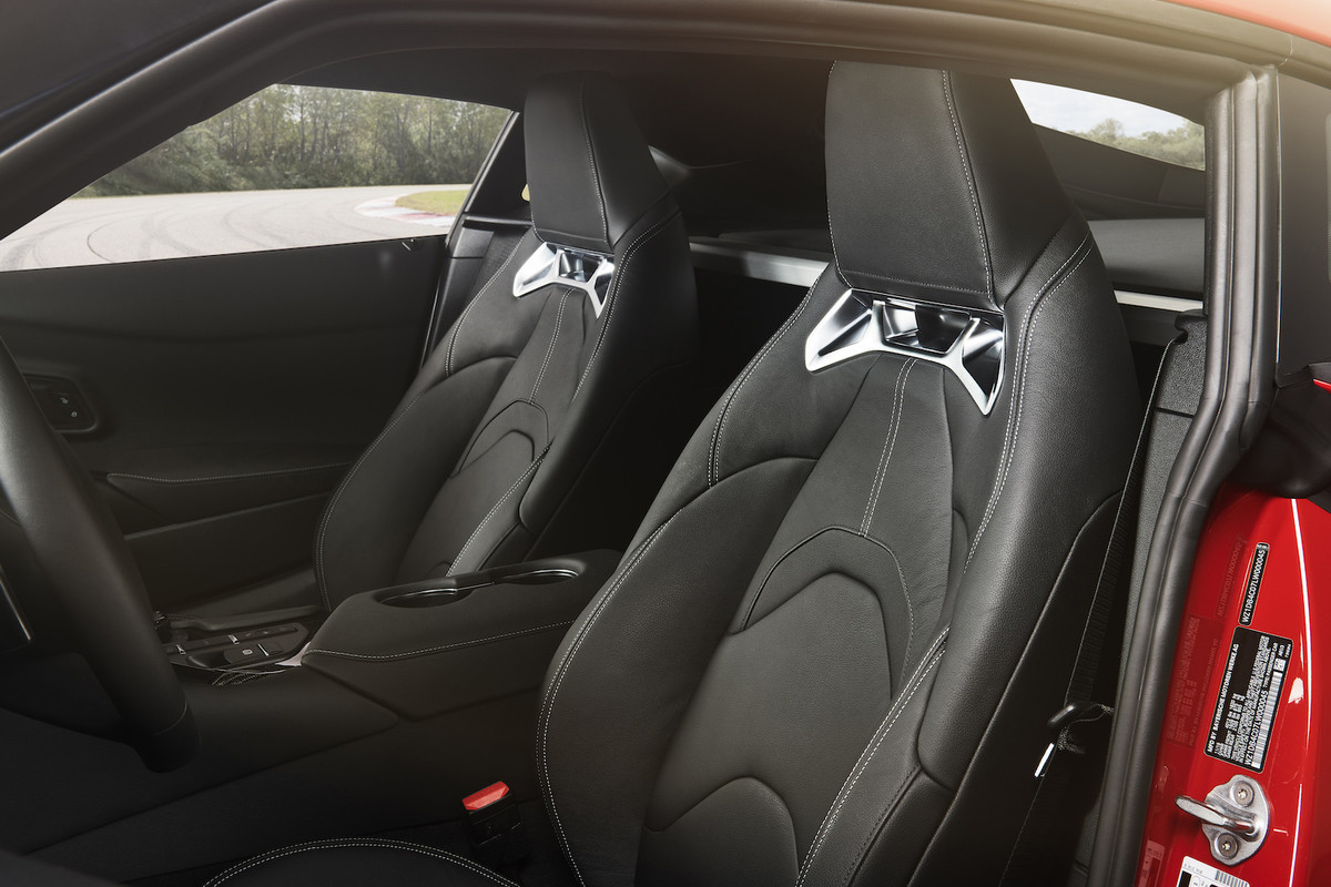2020_Supra_Interior_03_59CD5BD4E604D4D181F46979DF4C00017457CF11