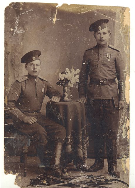 КИРИЛОВ ВЛАДИМИР и ХИВИНЦЕВ АЛЕКСАНДР.