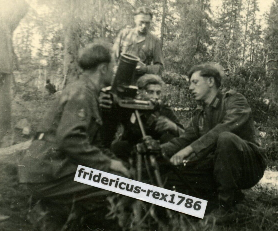 Foto WH Gebirgsjäger Ostfront Granatwerfer Mörser in Feuerbereit HKL 1942