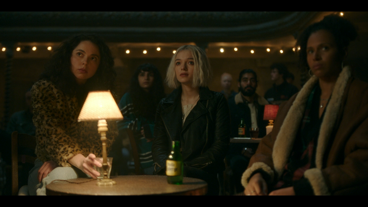 Hanna.S03E01.Resistance.iTALiAN.MULTi.1080p.WEB.H264-MeM.GP.mkv_snapshot_39.16_[2021.11.24_08.25.21]