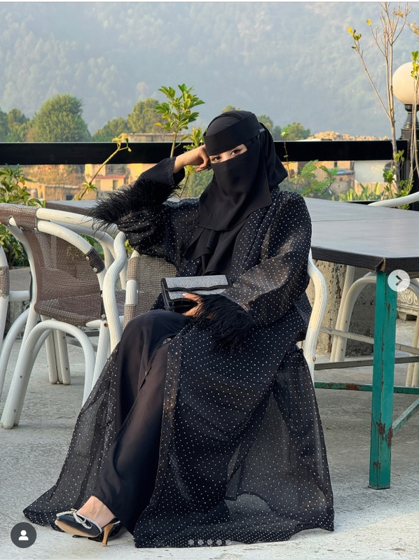 C:\Users\lenovo\Pictures\Saved Pictures\muslim woman\Screenshot_1-11-2025_191248_www.instagram.com.jpeg