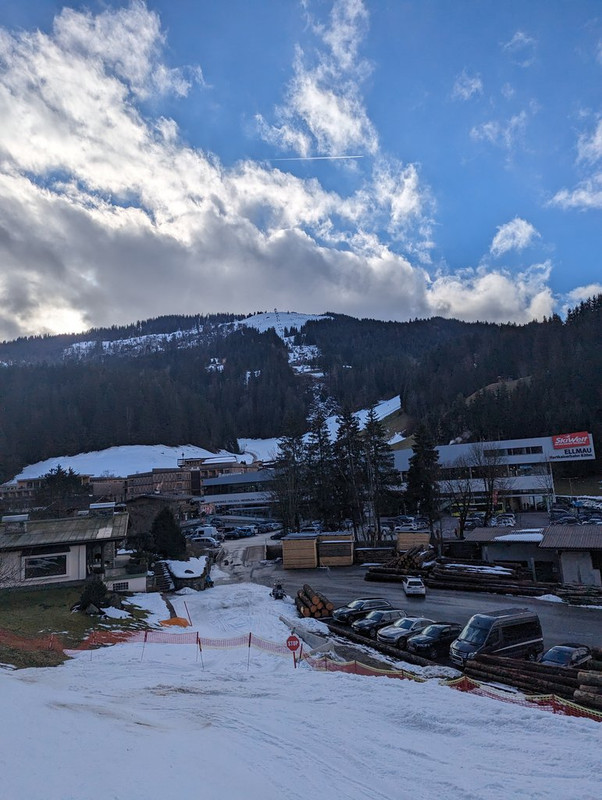 PXL_20240127_131439742