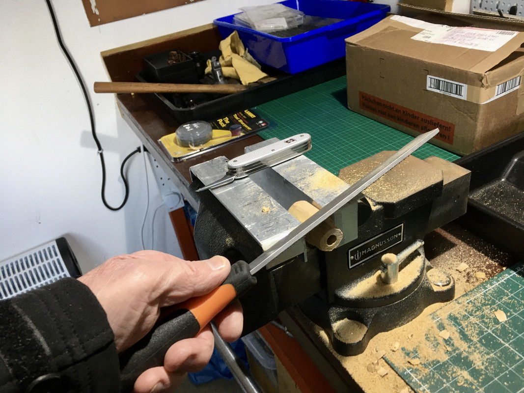 7B3BEF80-FB8C-4C78-A788-FE5ECCF708E8