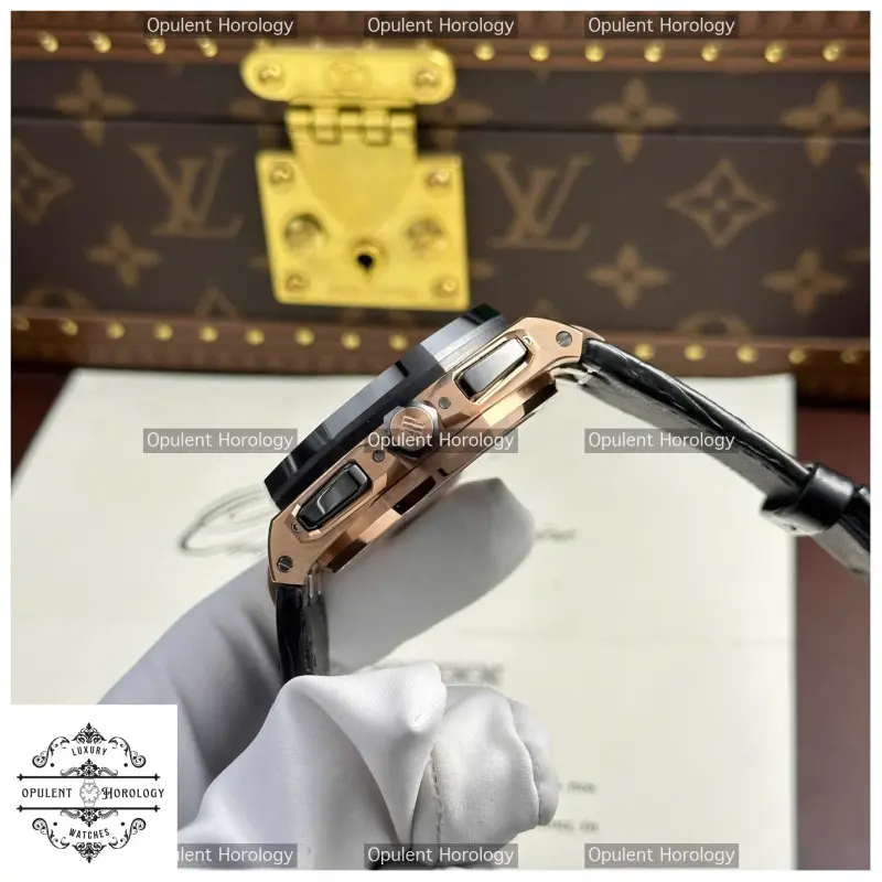 AP Royal Oak Offshore Chronograph Replica | 43mm Titanium Blue Dial Calibre 4401