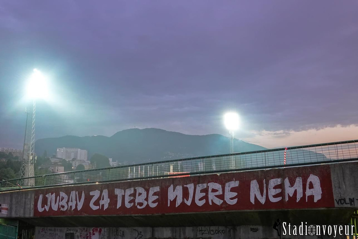 48BA39B6-3569-4998-B1C6-62480A0E407B