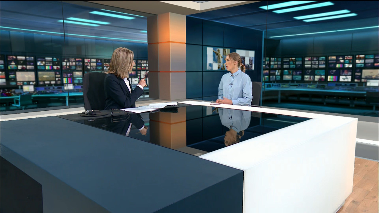 ITV Evening News_20230518_18301930.ts_snapshot_39.16.182