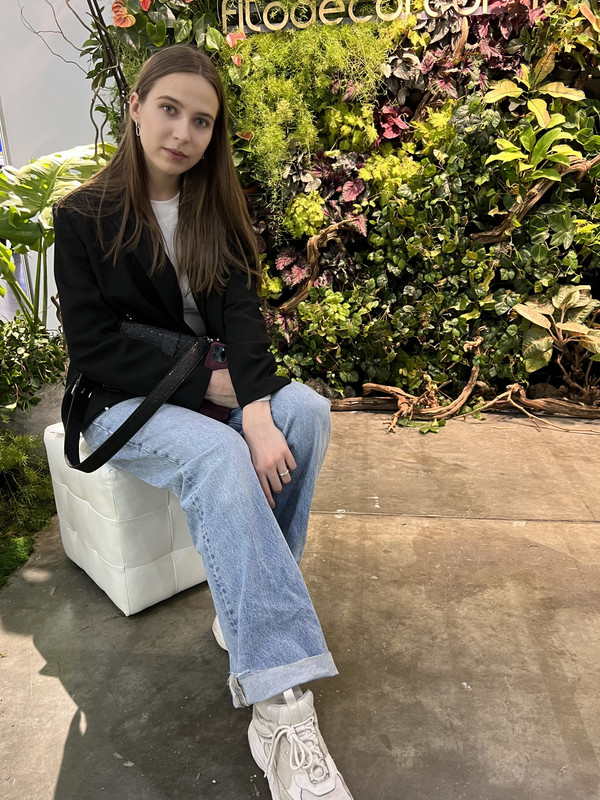 3BCCD679-271F-47F3-AFD1-1552E16227C3