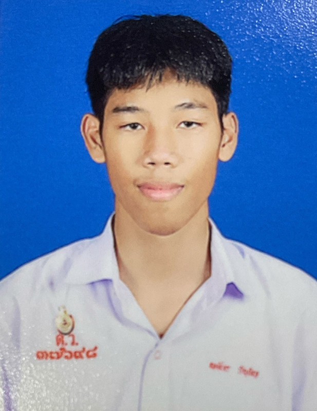 นายณภัทร ปัญโญ
