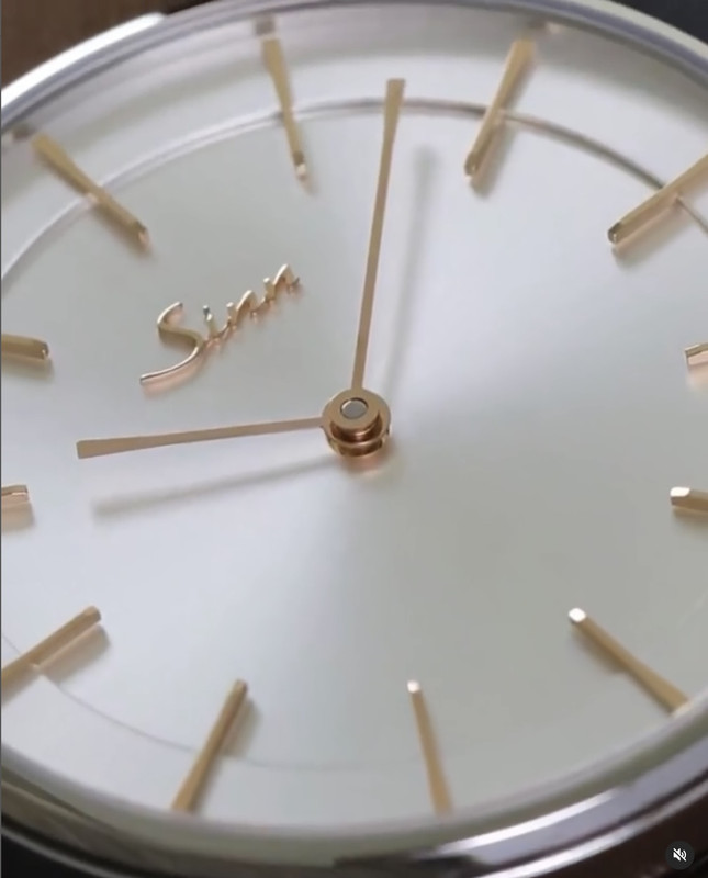 4775B9A7-1D48-4F33-B076-C5214BA1C494