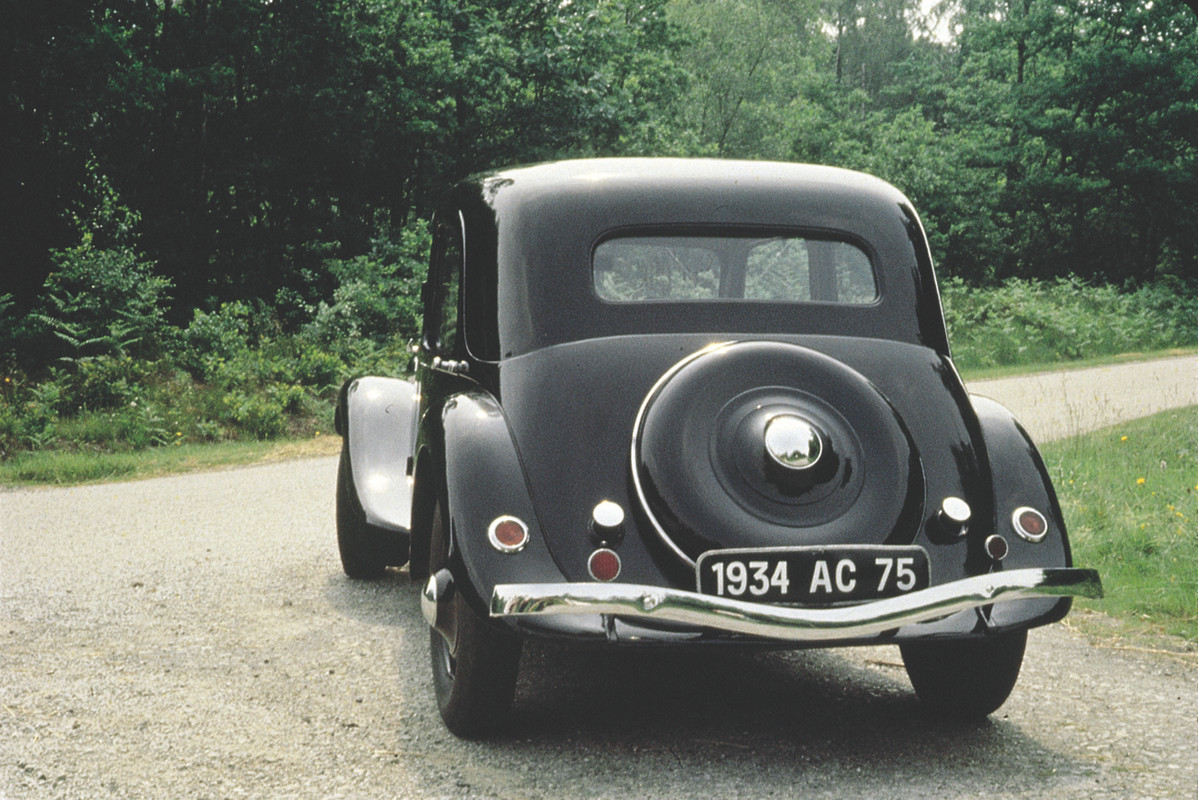 1934-Traction-02 34 3 3