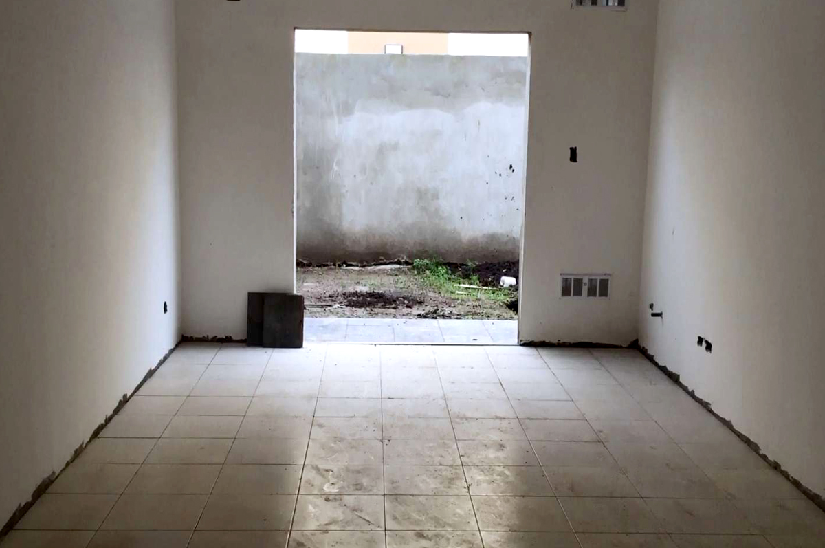 Instalación de cerámica, enduido en las paredes, amenities Instalación de cerámica, enduido en las paredes, amenities