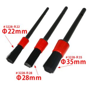 Eagle-Racing-Expert-Cleaning-Brush-Round-Type.jpg