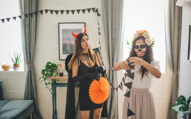 เนรมิตบ้านสวยสู่บ้านผีสิง (วันฮาโลวีน Halloween)