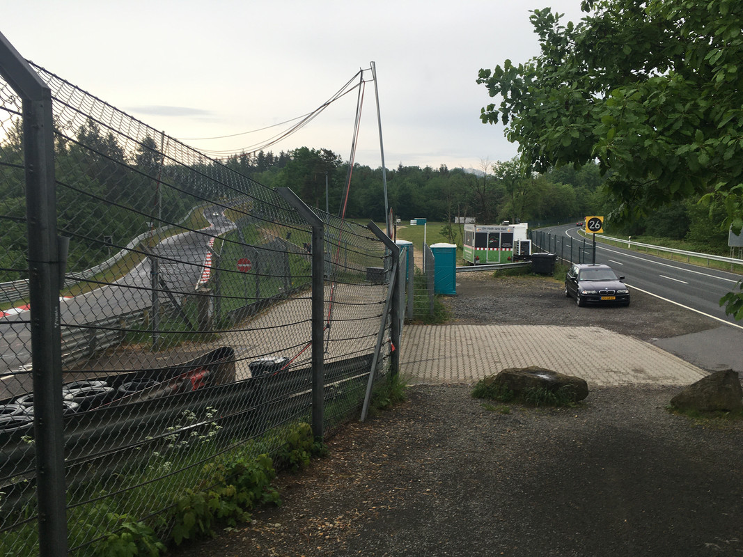 B126E03C-D985-4549-A791-4B2880F9E18E