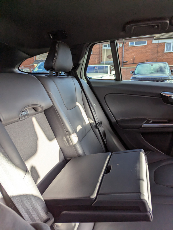 PXL 20251025 144521934