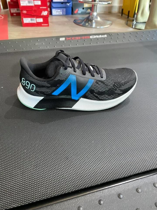 D3701D96-A012-4B76-A6D2-4B4523752662