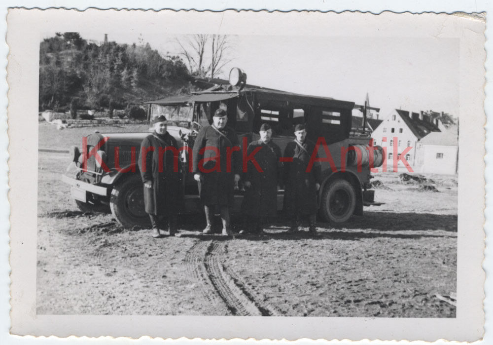 Foto Wehrmacht 1944 Feuerwehr Polizei Nürnberg P
