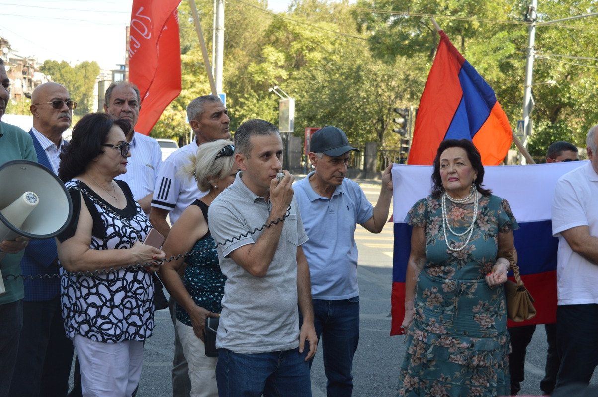 397325150_2661040707361745_5931097223071021267_n (19)