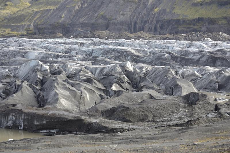 Entre hielo y ceniza. - Islandia, donde la tierra ruge. (17)
