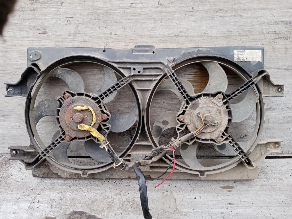 Диффузор с двумя вентиляторами охлаждения радиатора