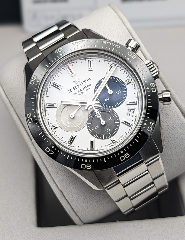 PXL 20251213 012356396 PORTRAIT ORIGINAL