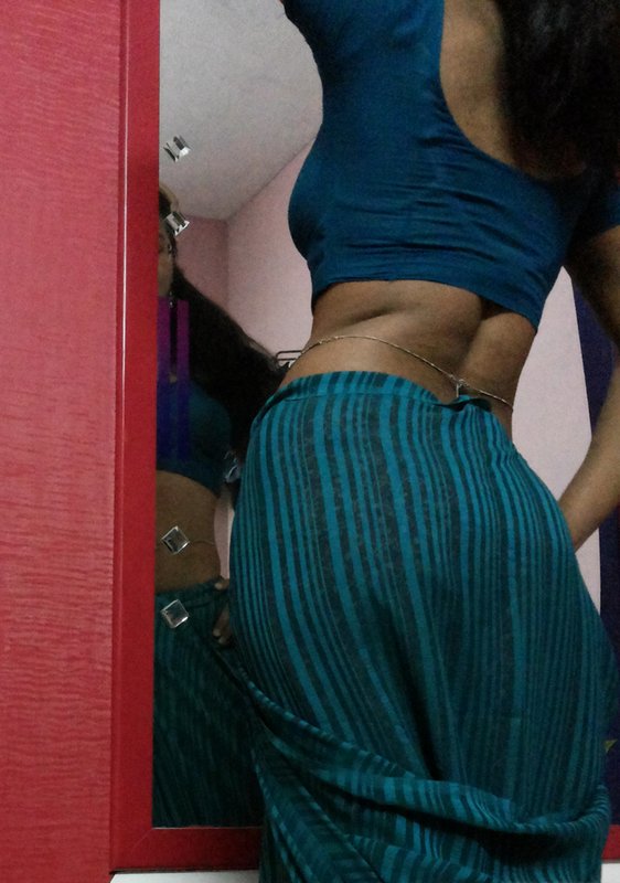 Hot Slim girl Showing Her Small Tits Pussy Videos+Pics 3 img-72.jpg