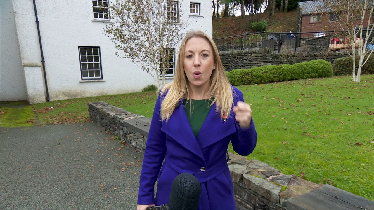 11.05 - 18.00.00 - ITV News London. The latest news in London and the....ts_snapshot_13.53.703