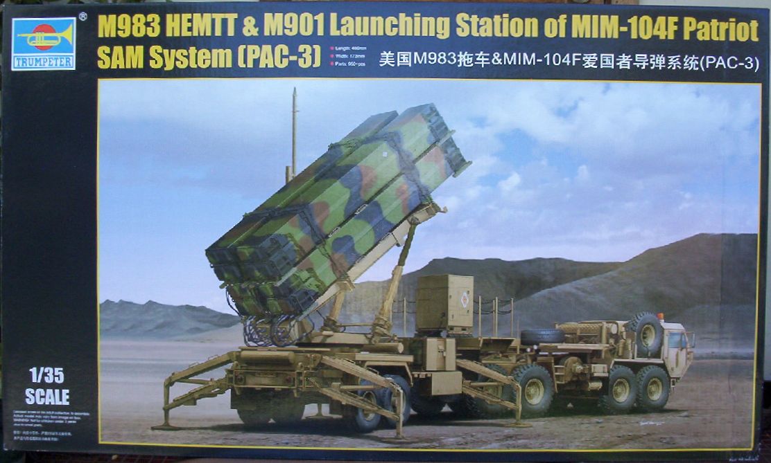 Trumpeter 35 M983 HEMTT & M901 of MIM-104F Patri