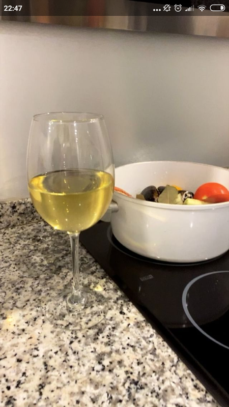 Screenshot_2019-02-20-22-47-19-887_com.instagram.android