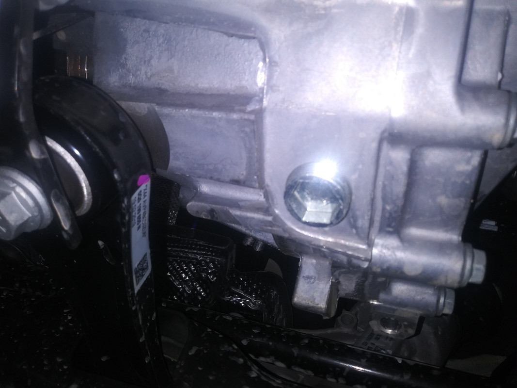 Jetta S 6speed manual transmission drain fill plugs.. pipe plugs VW