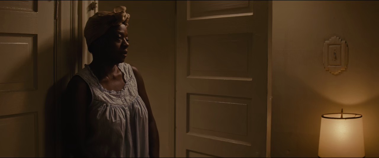 Fences-2016-Blu-Ray-Hindi-English-720p-10bit-HEVC-HE-AAC-5-1-ESub-mkv-0003