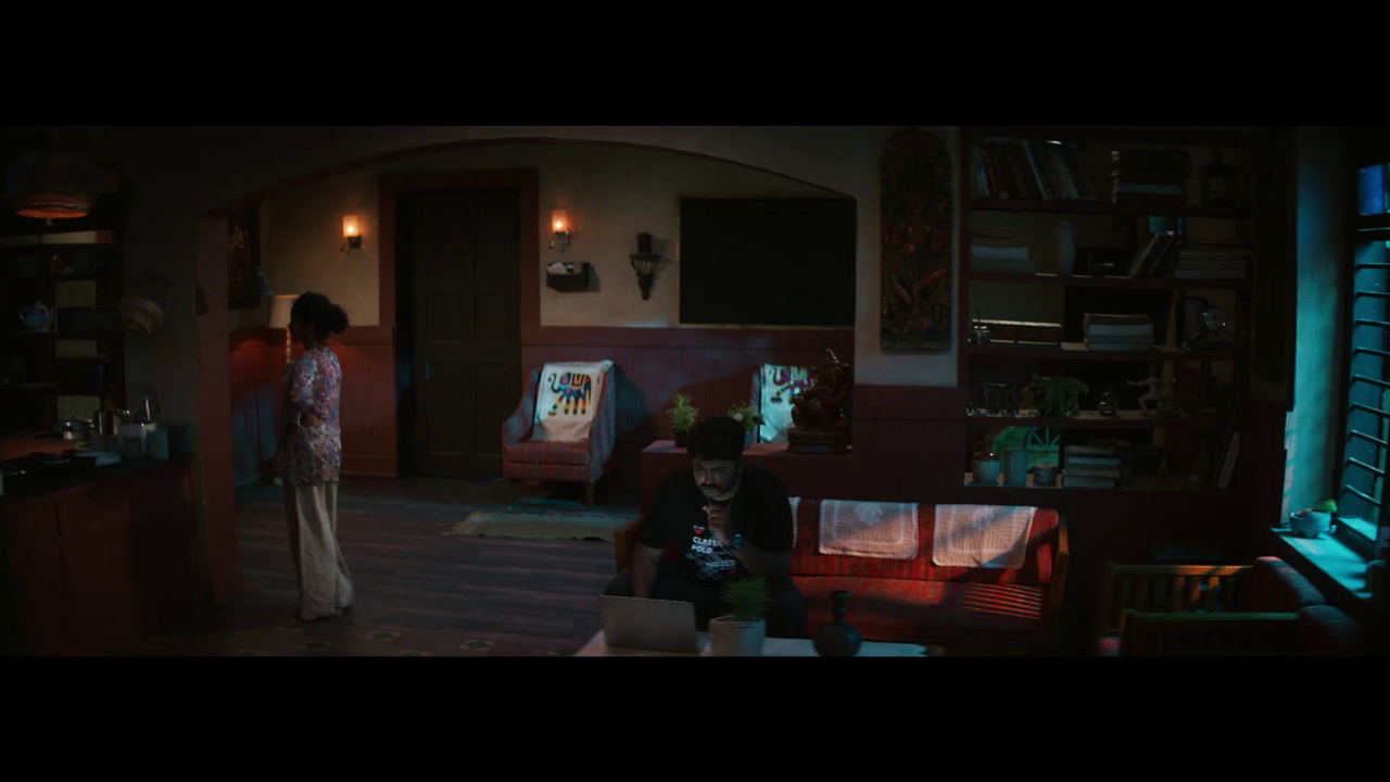 vlcsnap 2025 11 09 19h12m47s260