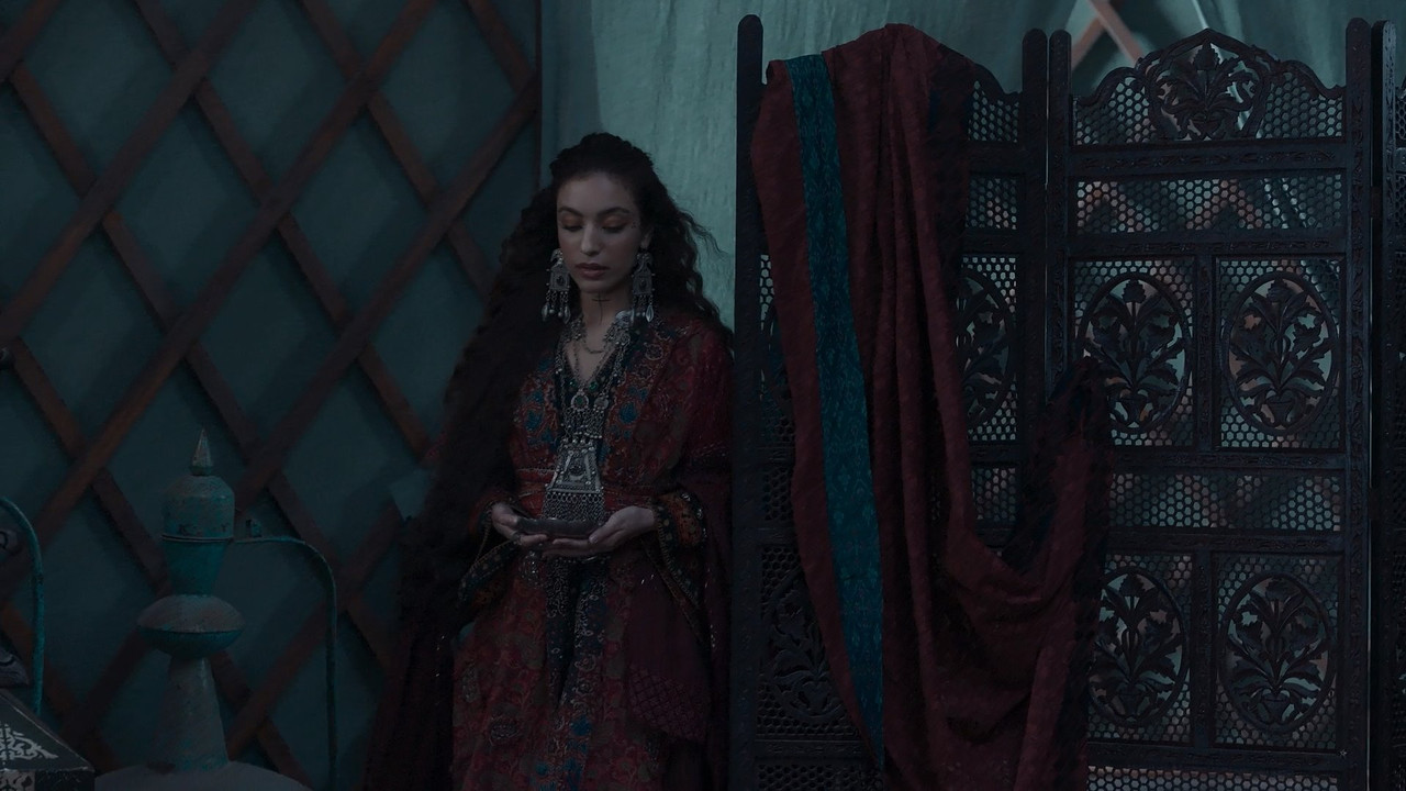 The.Empire.S01.1080p.HS.DSNP.mkv_snapshot_08.41_[2021.08.27_10.40.40]