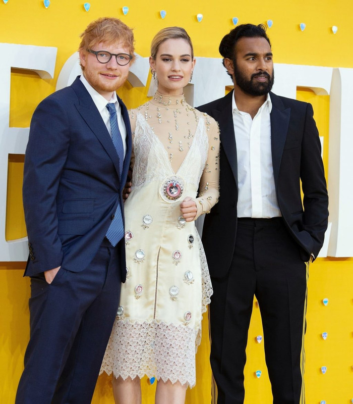 Lily-James-UpskirtSTARS.com (8)
